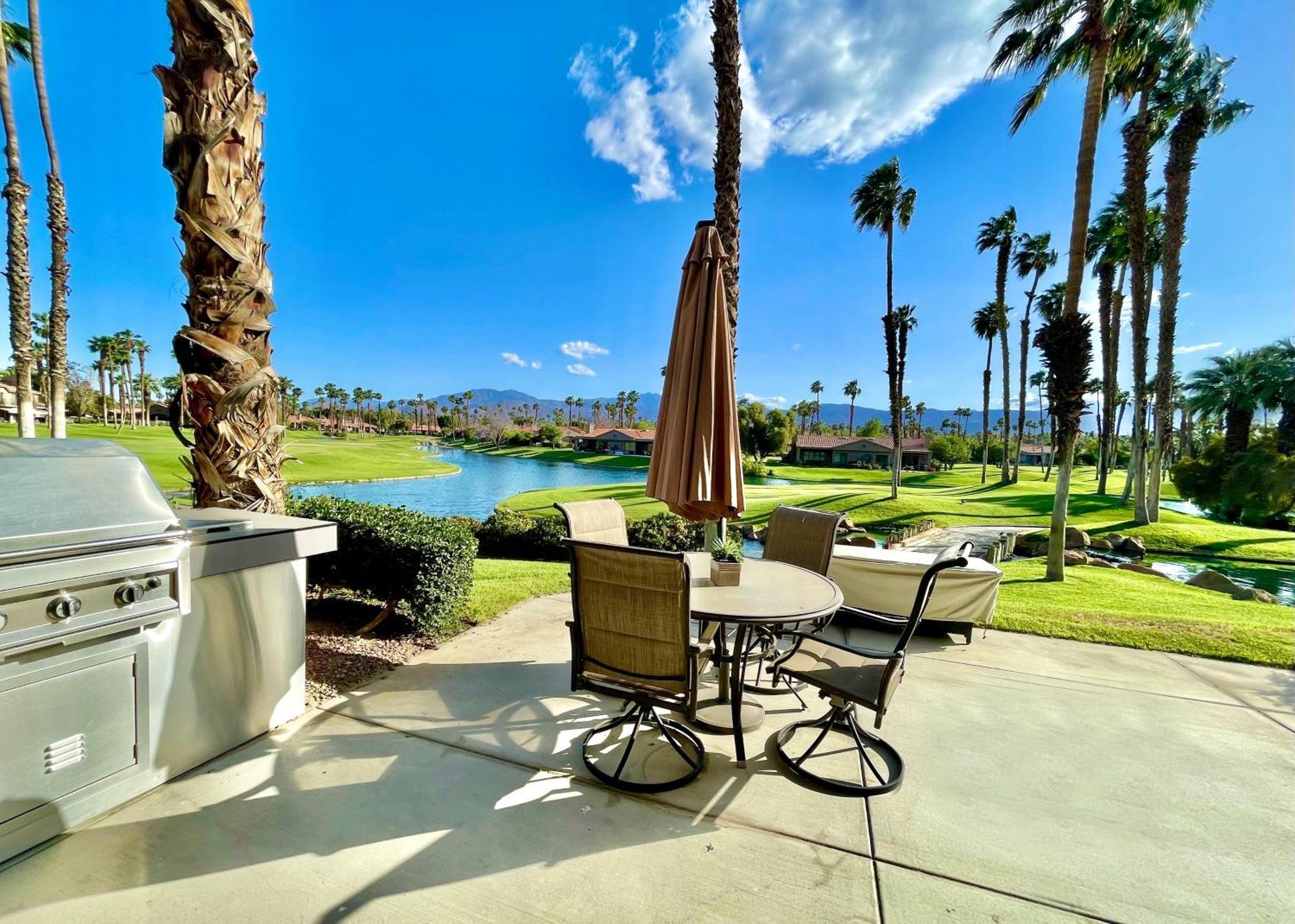The View! Palm Desert Country Club Villa Eksteriør bilde